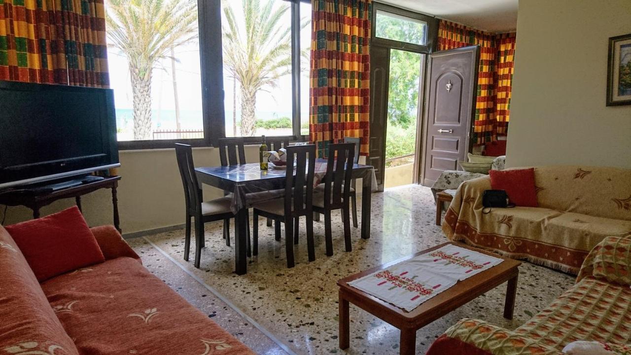 Summerhouse Peggy: Close To Athens Airport By The Sea Loútsa Exterior foto